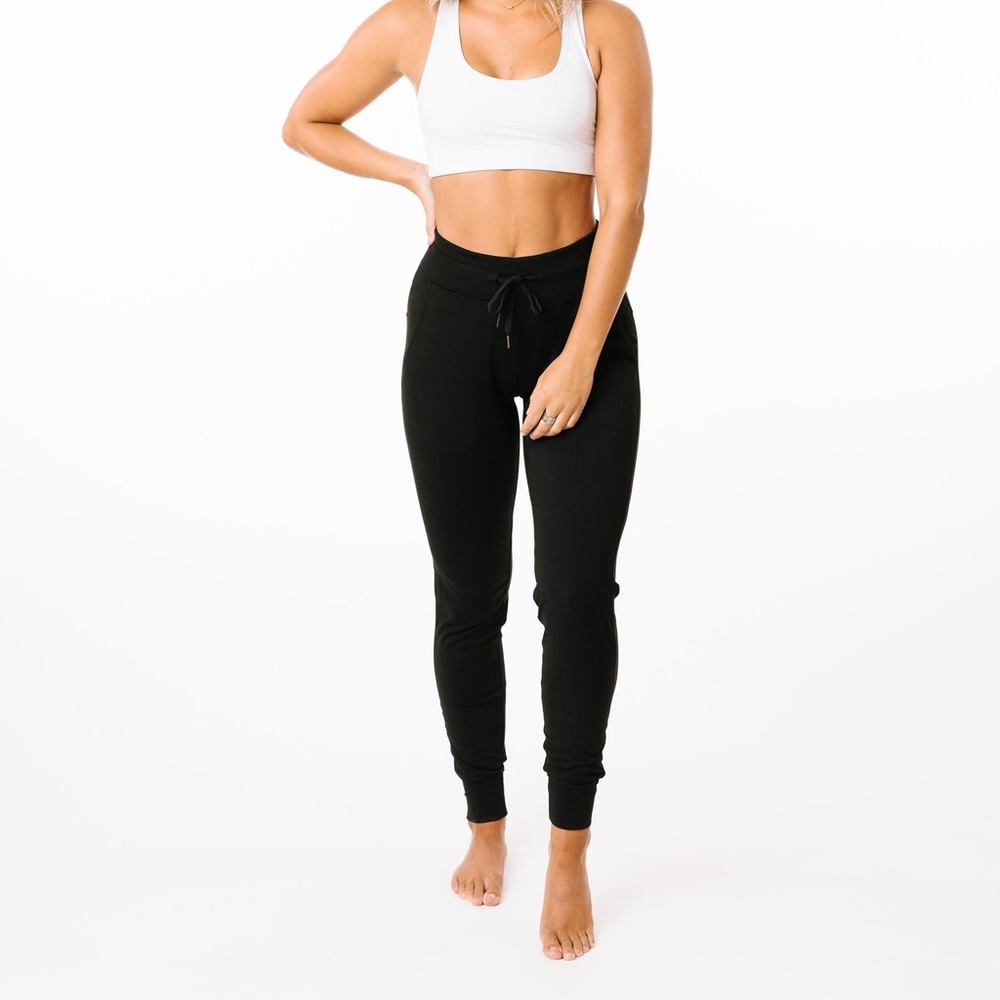 ZYIA Ascend Jogger -L